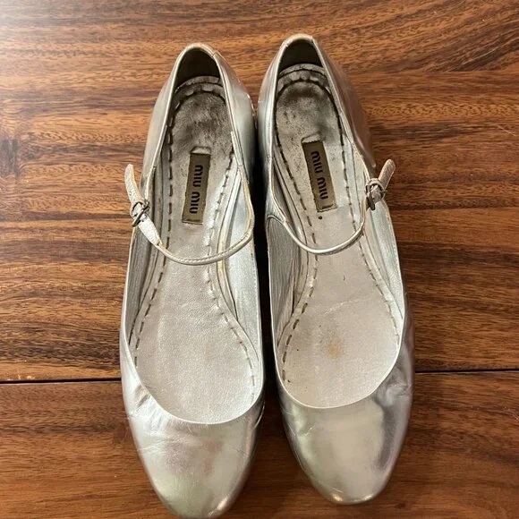 Miu Miu Silver Ballet Flats 38.5